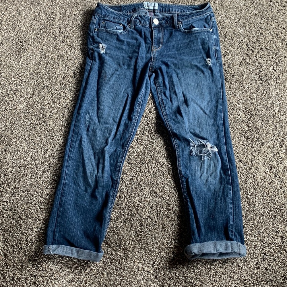 small skinny ripped capris
